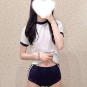 ヒメ日記 2025/10/02 12:26 投稿 はな 学校帰りの妹に手コキしてもらった件 谷九