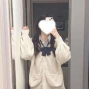 ヒメ日記 2025/10/24 14:33 投稿 はな 学校帰りの妹に手コキしてもらった件 谷九