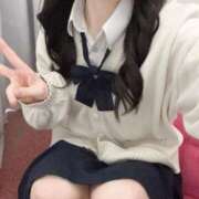 ヒメ日記 2025/10/28 12:21 投稿 はな 学校帰りの妹に手コキしてもらった件 谷九