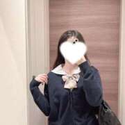 ヒメ日記 2025/11/28 12:22 投稿 はな 学校帰りの妹に手コキしてもらった件 谷九