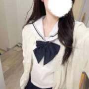 ヒメ日記 2026/01/29 11:21 投稿 はな 学校帰りの妹に手コキしてもらった件 谷九