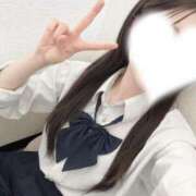 はな あと1枠🫧 学校帰りの妹に手コキしてもらった件 谷九
