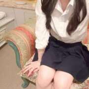 はな たいきん‼️ 学校帰りの妹に手コキしてもらった件 谷九