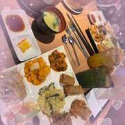 いと いとです🐈💕 池袋あられ