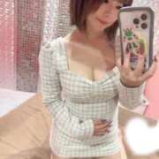 ヒメ日記 2025/11/27 07:16 投稿 りんり ラブ・アンド・ラブ