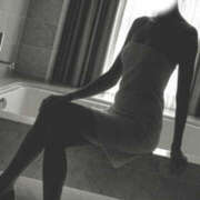 セレナ若奥 9日(日曜日)14:00~♥️ 未熟な若奥