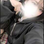 ヒメ日記 2026/02/04 20:20 投稿 なぎさ 学校帰りの妹に手コキしてもらった件 梅田