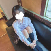 ヒメ日記 2025/04/10 18:00 投稿 むぎ『総合SSSS級！超小柄な美少女は性格最高な純朴ロリ系♫』 錦糸町派遣型JKリフレガチあい