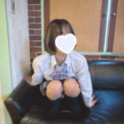 ヒメ日記 2025/10/08 19:58 投稿 むぎ『総合SSSS級！超小柄な美少女は性格最高な純朴ロリ系♫』 錦糸町派遣型JKリフレガチあい