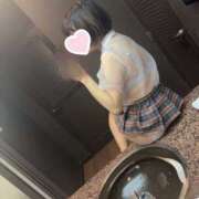 むぎ『総合SSSS級！超小柄な美少女は性格最高な純朴ロリ系♫』 明日いるよ❤️‍🔥 錦糸町派遣型JKリフレガチあい