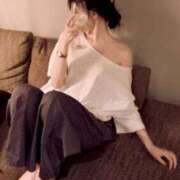 ヒメ日記 2025/10/31 02:09 投稿 ゆずりは SUZUME