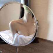 ヒメ日記 2025/12/06 02:29 投稿 ゆずりは SUZUME