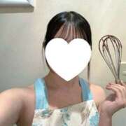 芦沢　さくら 24.25に会いに来てくださるお客様のためになにかプレゼントお渡しできないかなー イラマチーオ池袋店