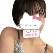 千崎いのり 寝る時のこだわり🛌 全裸の極みorドッキング痴漢電車