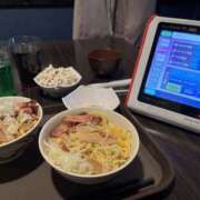 ヒメ日記 2026/03/14 10:27 投稿 まり かりんと秋葉原