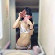 ヒメ日記 2025/10/27 07:12 投稿 一乃蔵きり 全裸美女からのカゲキな誘惑