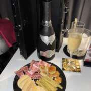 ヒメ日記 2025/12/24 01:32 投稿 りか Club S