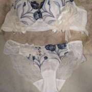 はな こんばんは🌙 しゅうかつ倶楽部