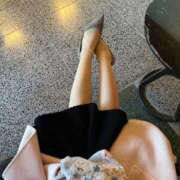 ヒメ日記 2025/11/23 22:00 投稿 はな パンスト熟女はいやらしい