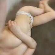 ヒメ日記 2026/04/19 05:11 投稿 いちご【純白美肌の童顔美少女】 Mode（モード）◆理想の彼女◆