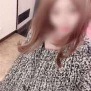 新渚(にいな) かわいいって言ってくれたら、もっとかわいくなるよ？💓//// Chaleur (シャルール)