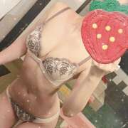 三葉(みつは) 移籍☀️ Chaleur (シャルール)