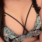 ヒメ日記 2025/11/04 17:20 投稿 本気で尽くしたがる...異常です GOOD-グッド-