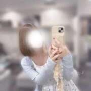 小鳥遊えま この後19:00〜出勤だす！✊🏻 新ハイブリッドエステ エクスタシーPLUS