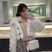 ヒメ日記 2025/11/28 17:26 投稿 春菜 さくら　美少女アイドル系か ファーストクラス ルビー