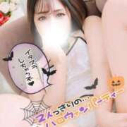 いちご【抜群くびれS級美人妻】 献身的👶 One More 奥様 新宿店