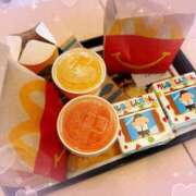 えんら えんらです♡ 池袋あられ