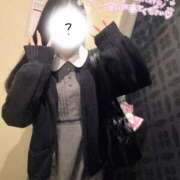 ヒメ日記 2025/11/20 12:03 投稿 みんと 学校帰りの妹に手コキしてもらった件 谷九