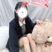 ヒメ日記 2025/11/29 18:31 投稿 みんと 学校帰りの妹に手コキしてもらった件 谷九