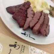 ヒメ日記 2025/05/12 18:39 投稿 めいさ プールサイド