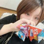 まりん 甘いものたくしゃん🍭🍫 人妻の蜜