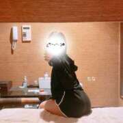 ちな 7月☀️ 密着手コキ&M性感 横浜エンジェルハンド