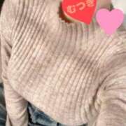 ヒメ日記 2025/11/09 08:30 投稿 むつき 逢って30秒で即尺