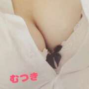 ヒメ日記 2025/12/11 12:26 投稿 むつき 逢って30秒で即尺