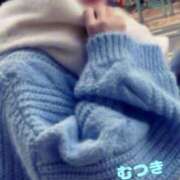 ヒメ日記 2025/12/27 12:19 投稿 むつき 逢って30秒で即尺