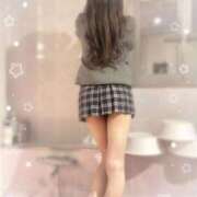 岡野みな【割引対象外】 おはようございます🌼 elumo(エルモ)