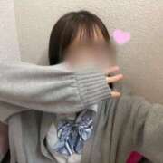 ヒメ日記 2025/05/12 20:40 投稿 ☆みなみ☆ 学校帰りの妹に手コキしてもらった件 谷九