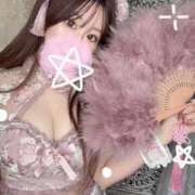 ひな めちゃくちゃおもしろい話聞けた🤣 厳選美女の宅急便