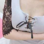 しいな【スラッと美脚、ドキッと】 出勤💖 LIPS(リップス)