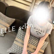 せれん 次回🈳枠.20時過ぎ！ ELLE