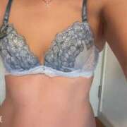 ひとみ ご予約待ってるよ😘 人妻の輝き(大阪)