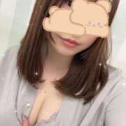 ヒメ日記 2025/04/09 11:19 投稿 もも 白い巨乳