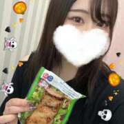 ヒメ日記 2025/10/27 15:55 投稿 もも 白い巨乳