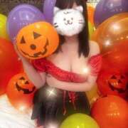 ヒメ日記 2025/10/30 11:05 投稿 もも 白い巨乳