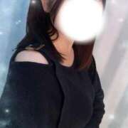 ヒメ日記 2025/11/01 11:31 投稿 もも 白い巨乳