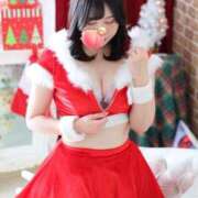 ヒメ日記 2025/11/25 15:34 投稿 もも 白い巨乳